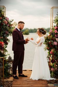 wedding-ceremony-of-the-newlyweds-on-the-pier-2023-11-27-05-23-04-utc (1)